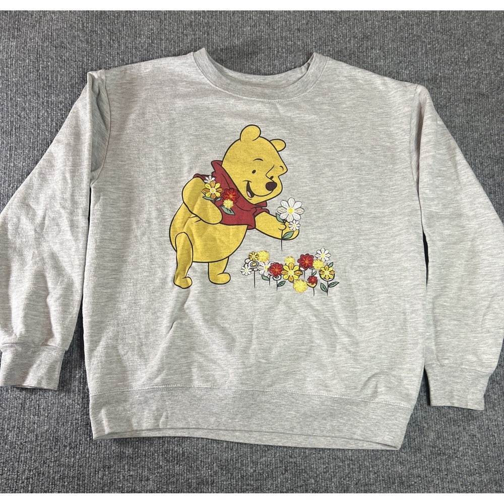 Disney Winnie the Poohโ Picking Flowers Embroidery Grey Lightweight Sweater Sz L